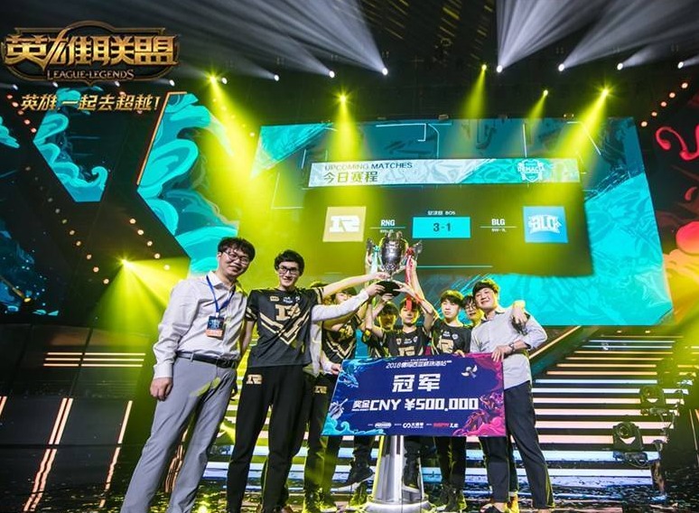 LOL：GNR备战德杯训练赛，锅老师绝活莫甘娜征服RYL打野